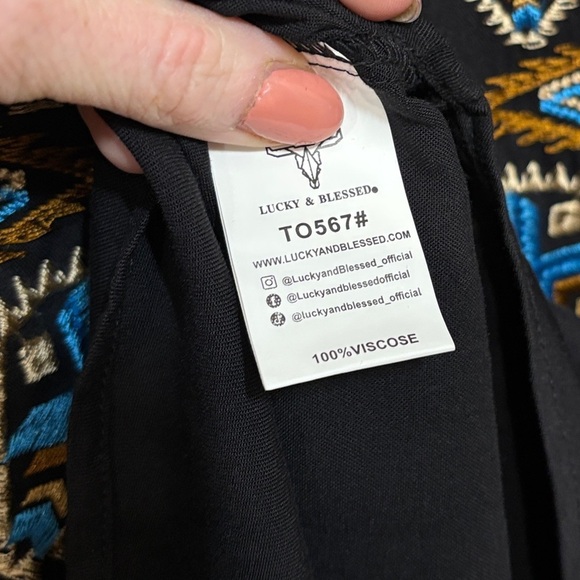 Black Tribal Embroidered Women's Top - Picture 4 of 5